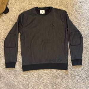 Silver Calvin Klein Crewneck!